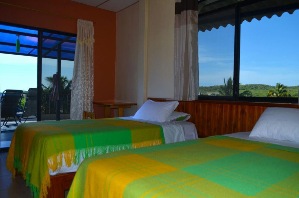 Dolphin House Hotel Puerto Baquerizo Moreno Ruang foto